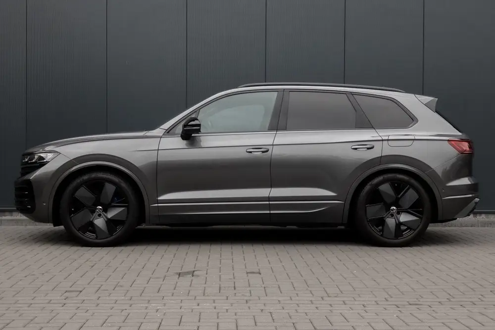 Volkswagen Touareg 3.0 TSi eHybrid 4MOTION R | Panoramadak | uit 2024, foto 15