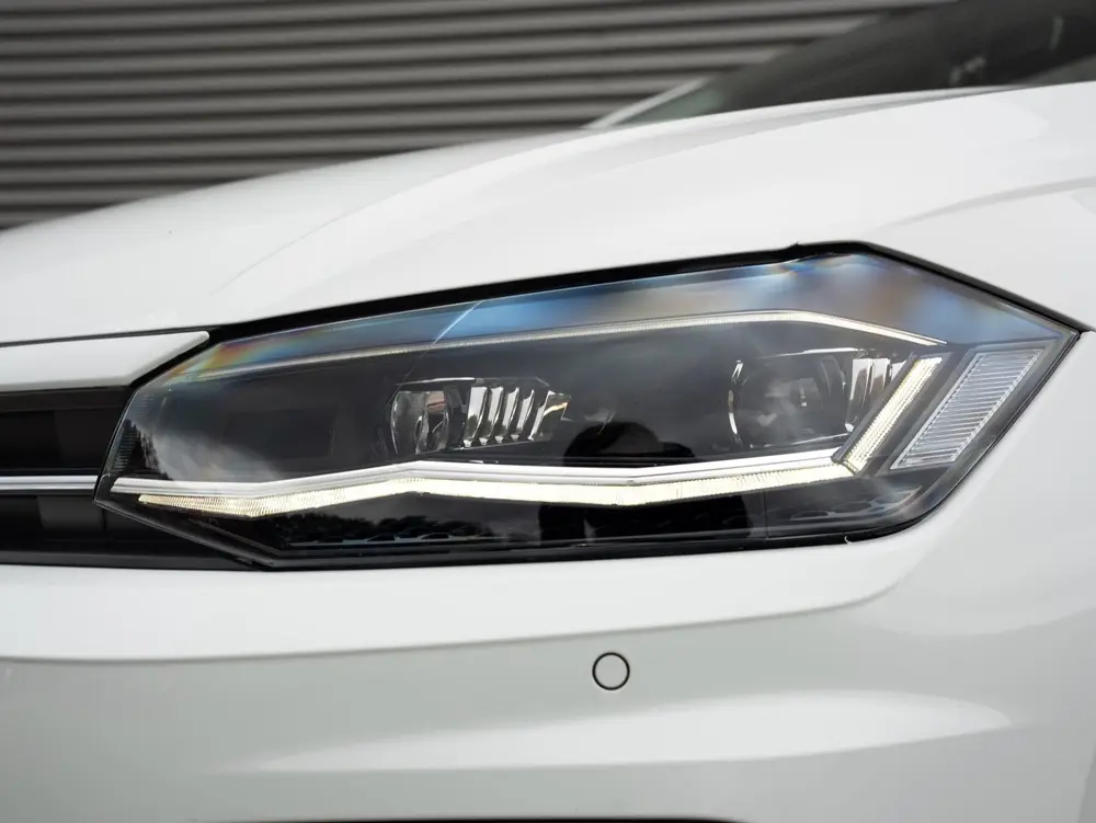 Volkswagen Polo 1.0 TSI Highline Business R Pano Camera Navi uit 2020, foto 6