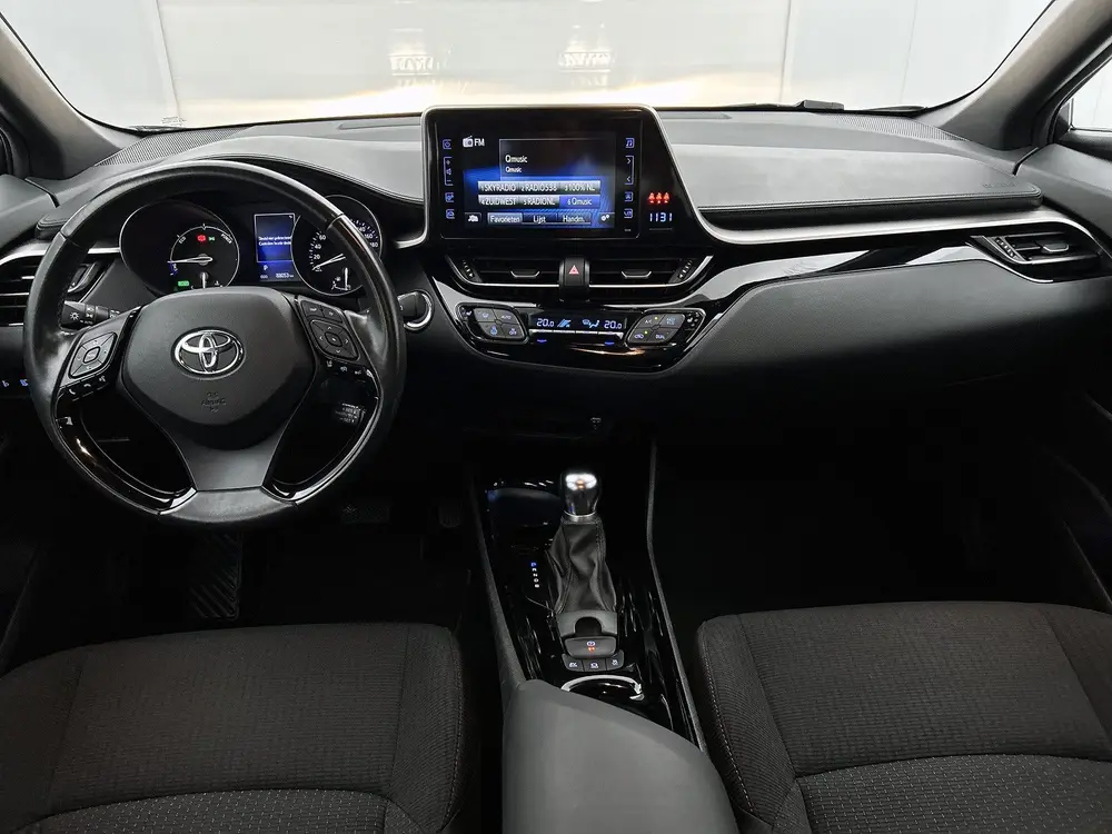 Toyota C-Hr 1.8 Hybrid Dynamic | Navigatie | Airco | Achteru uit 2019, foto 4