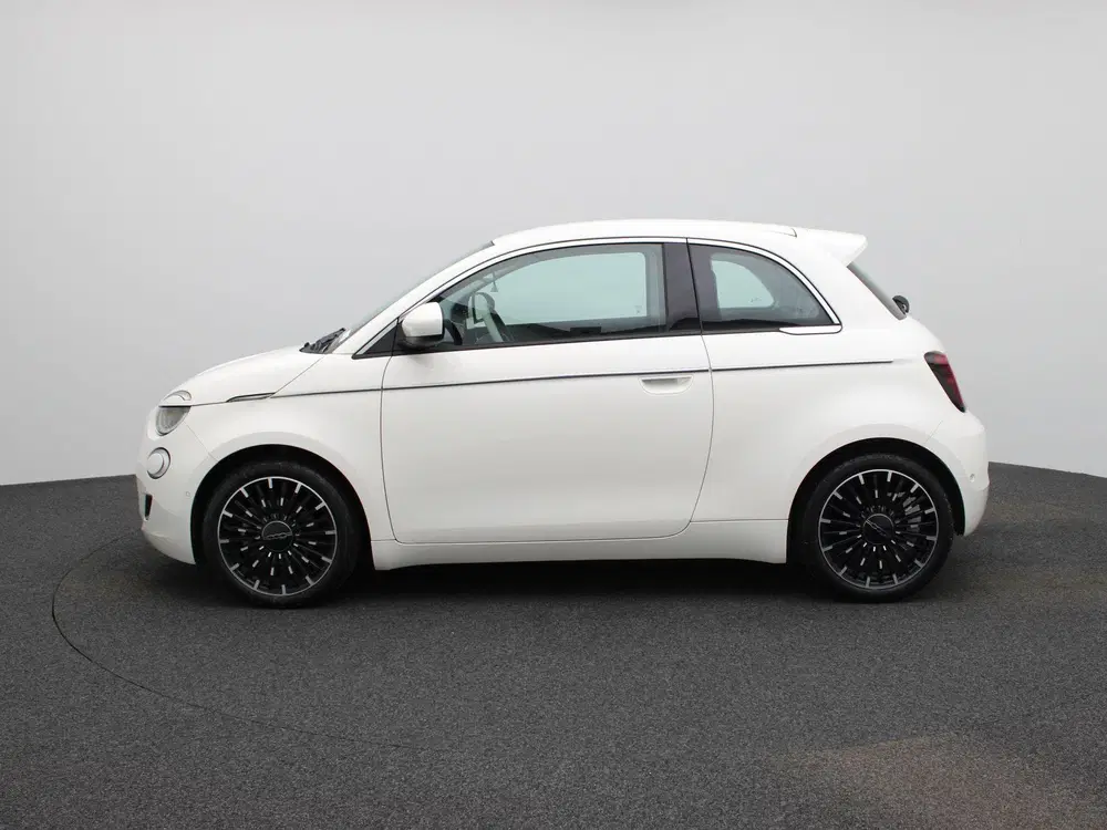 Fiat 500e 42 kWh La Prima by Bocelli uit 2023, foto 4