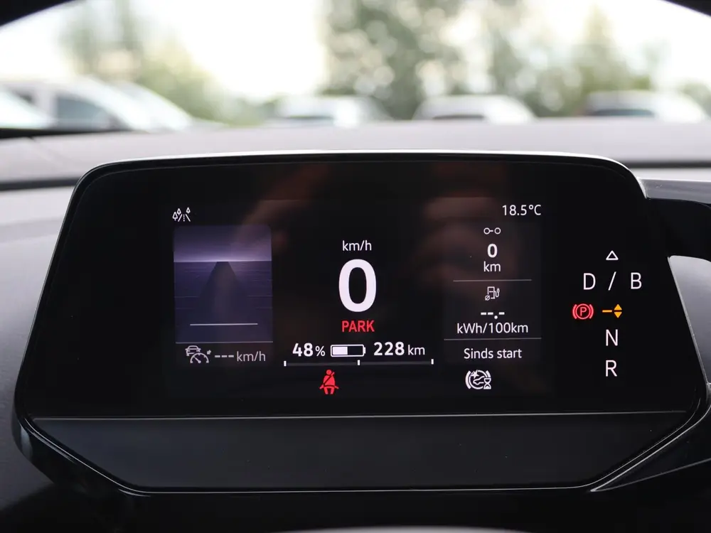 Volkswagen ID.4 Pro Business 77 kWh 204 pk | Trekhaak | Led uit 2023, foto 17