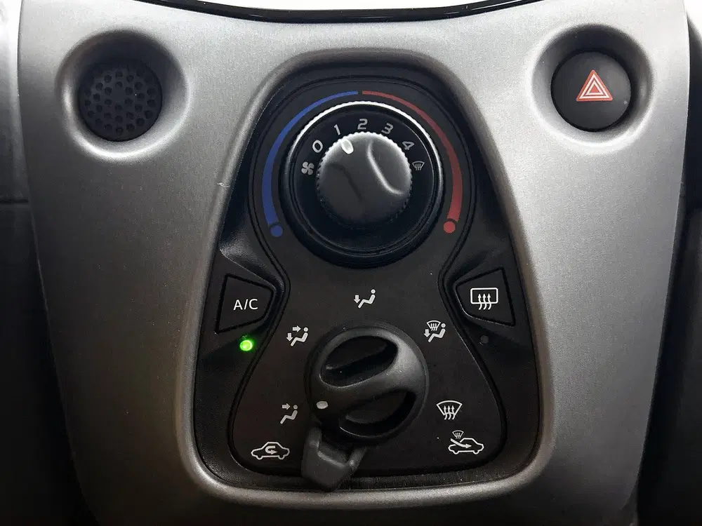 Toyota Aygo 1.0 VVT-i x-play uit 2020, foto 11