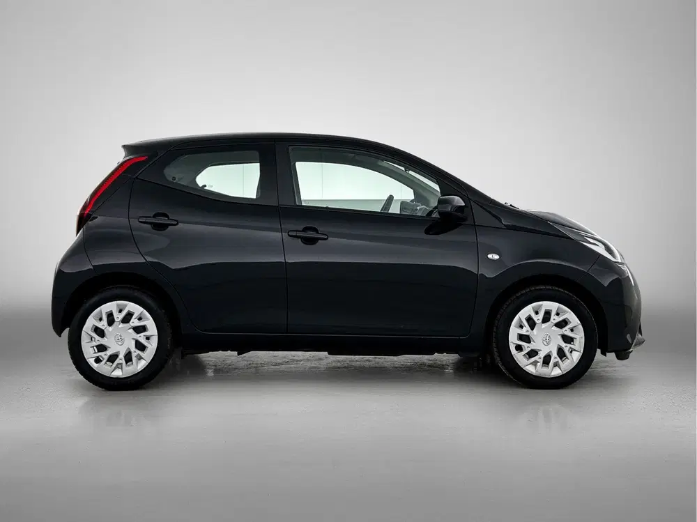 Toyota Aygo 1.0 VVT-i x-play uit 2020, foto 13
