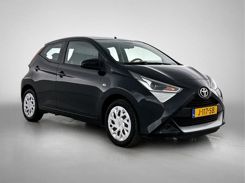 Toyota Aygo 1.0 VVT-i x-play uit 2020, foto 14