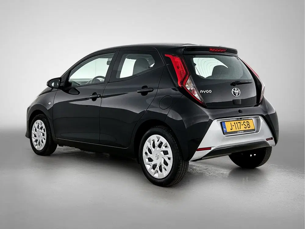 Toyota Aygo 1.0 VVT-i x-play uit 2020, foto 15