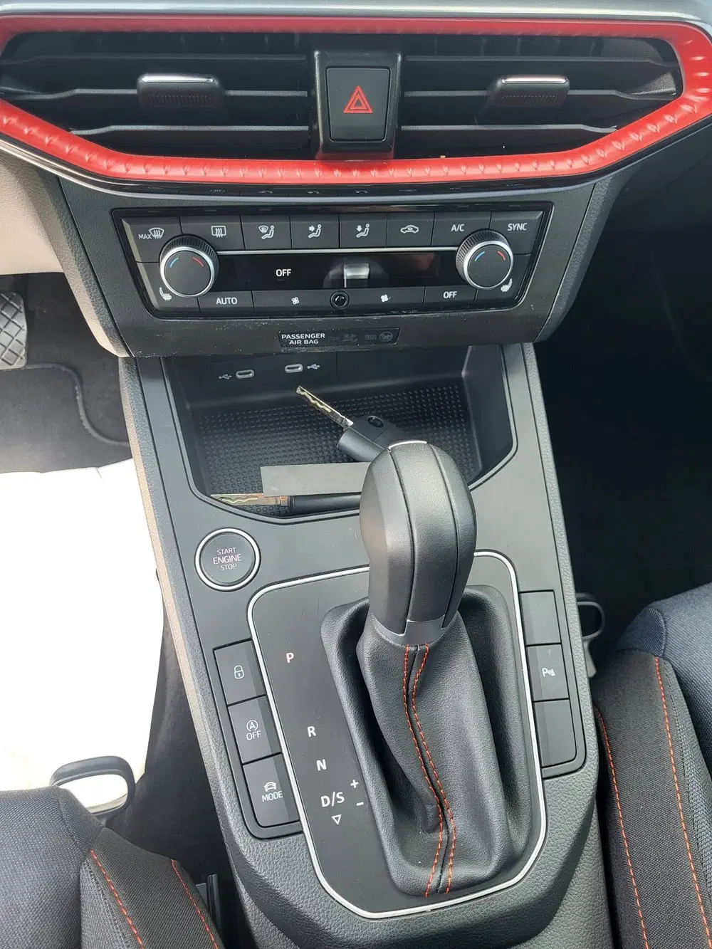 SEAT Ibiza 1.0 EcoTSI FR Business Connect automaat 10 uit 2025, foto 11