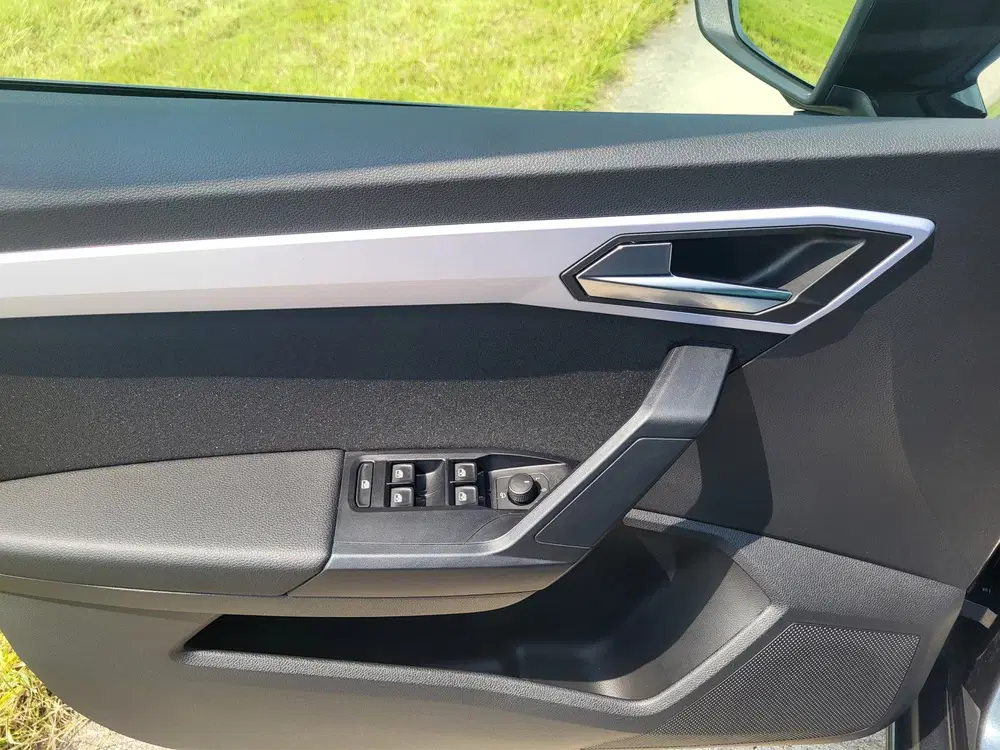 SEAT Ibiza 1.0 EcoTSI FR Business Connect automaat 10 uit 2025, foto 17