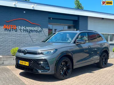 Volkswagen Tiguan 1.5 eHybrid R-Line pano trekh 1EIG 272PK N uit 2024