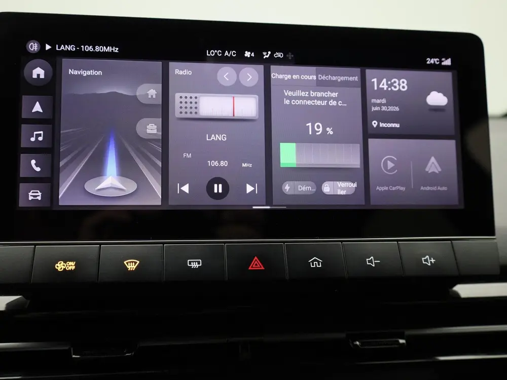 MG MG4 Long Range Luxury 64 kWh All-Season banden uit 2023, foto 17