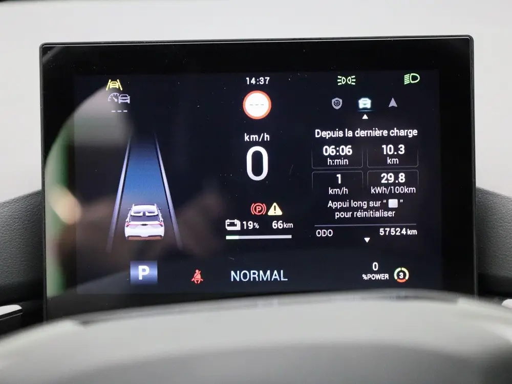 MG MG4 Long Range Luxury 64 kWh All-Season banden uit 2023, foto 8