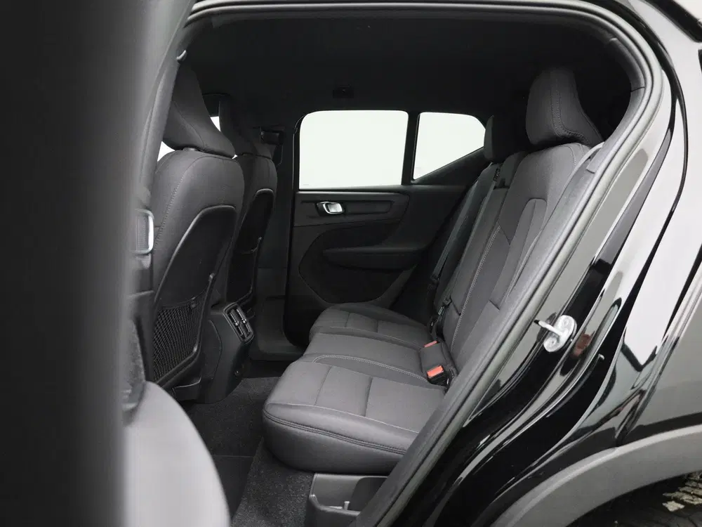 Volvo XC40 Recharge Core 70 kWh uit 2023, foto 12