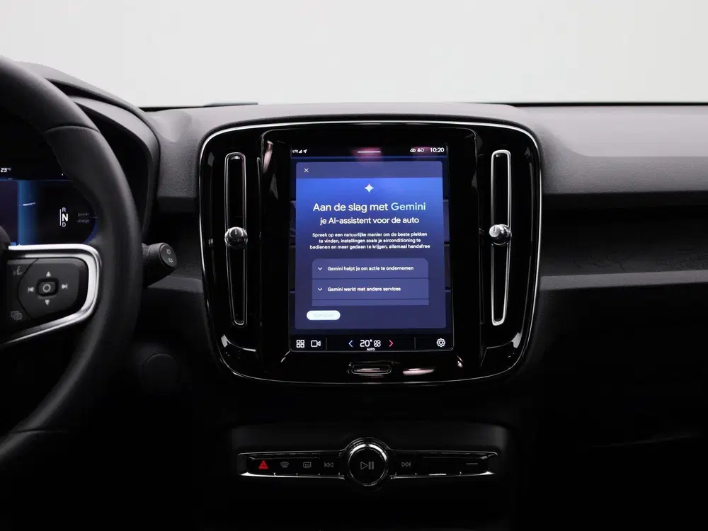 Volvo XC40 Recharge Core 70 kWh uit 2023, foto 9