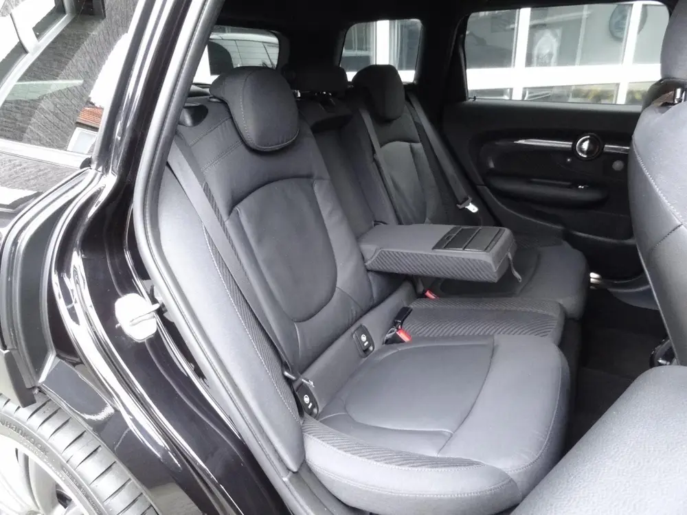Mini Clubman 2.0 Cooper S Knightsbridge Edition Automaa uit 2019, foto 11