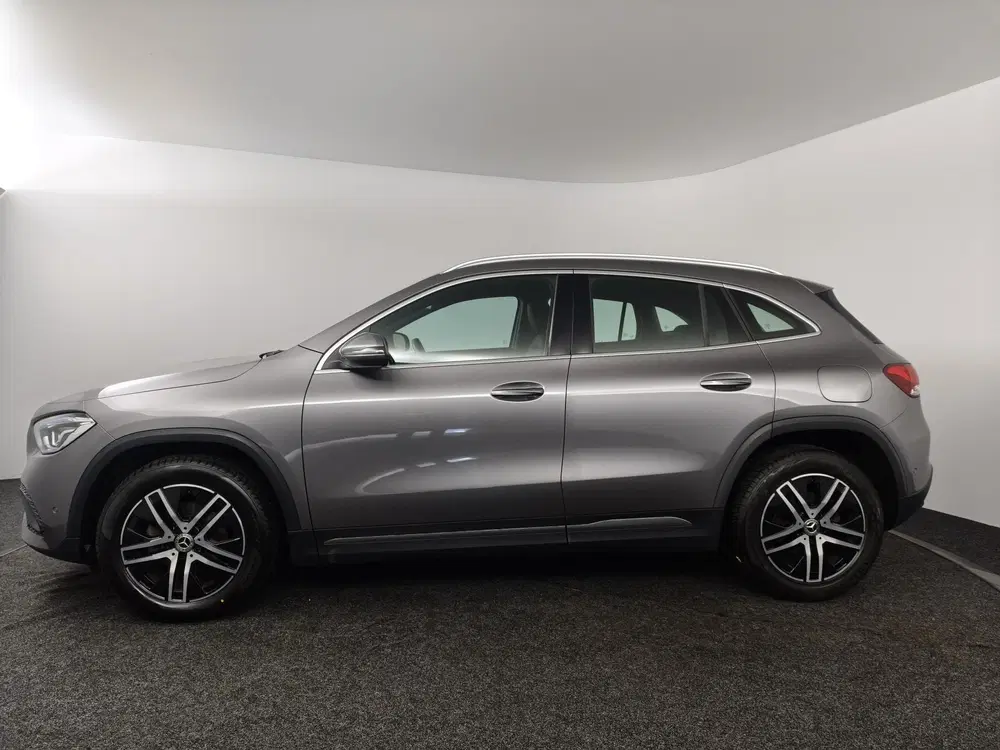 Mercedes-Benz GLA 180 Business Solution uit 2022, foto 15