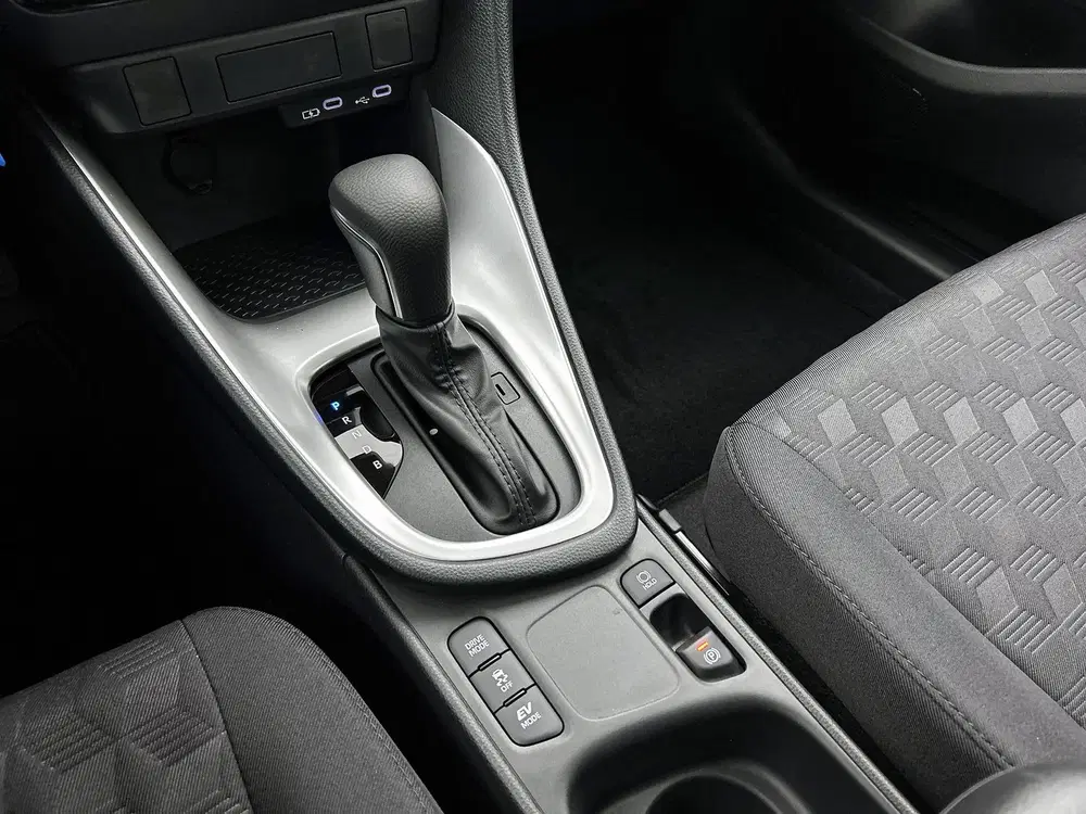 Toyota Yaris 1.5 Hybrid 115 Active (bj 2025 uit 2025, foto 13