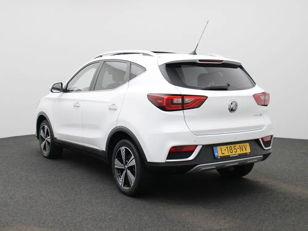 MG ZS EV Luxury 45 kWh | Automaat | Panoramadak | Leder | uit 2021, foto 3
