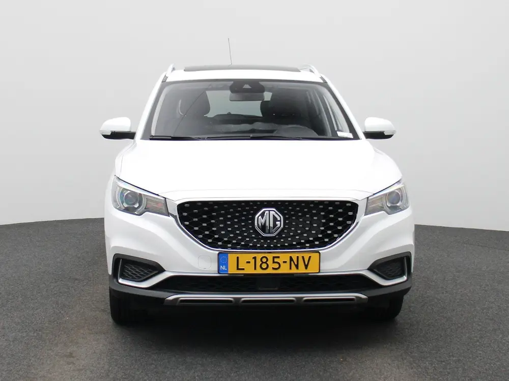 MG ZS EV Luxury 45 kWh | Automaat | Panoramadak | Leder | uit 2021, foto 4