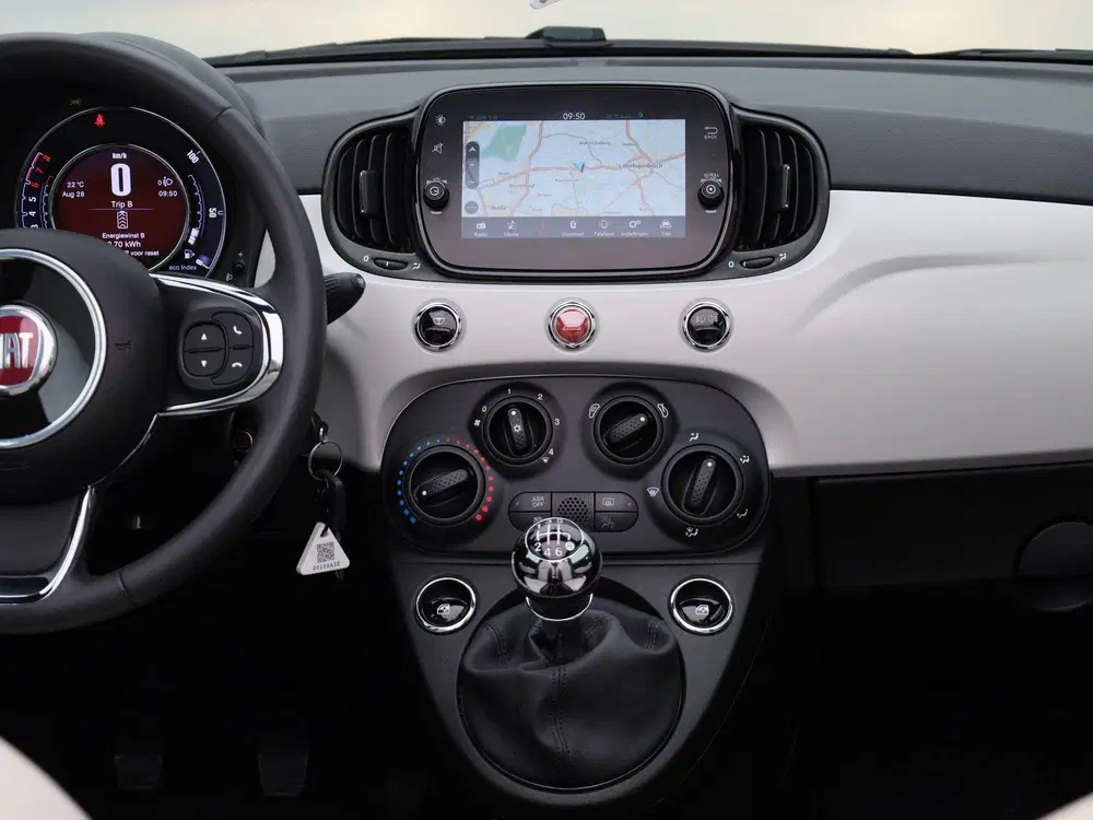 Fiat 500C 1.0 Hybrid Star uit 2021, foto 9