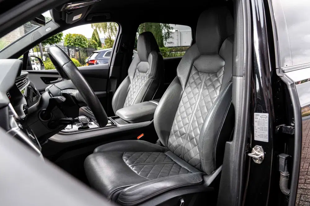 Audi Q7 60 TFSI e Quattro Competition Luchtvering uit 2020, foto 11