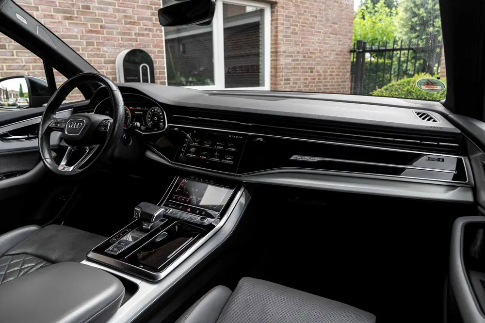 Audi Q7 60 TFSI e Quattro Competition Luchtvering uit 2020, foto 19