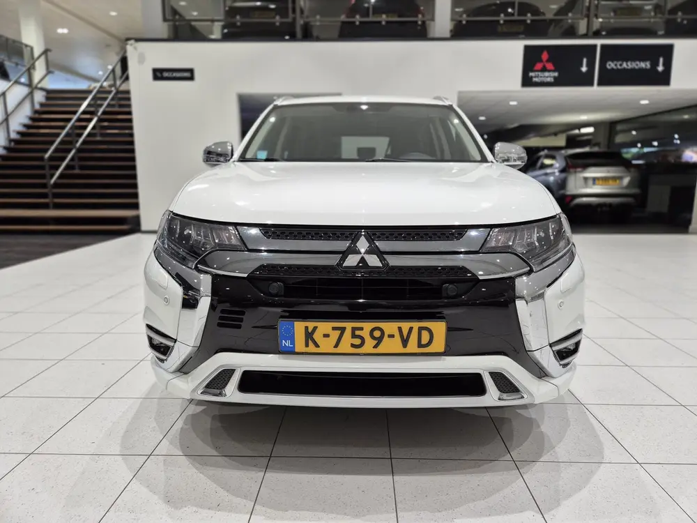 Mitsubishi Outlander 2.4 PHEV Intense+ uit 2021, foto 14