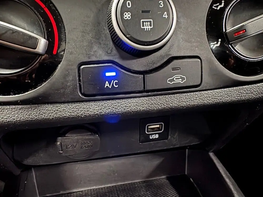 Hyundai I10 1.0 Navigatie Apple Android Camera Airco U uit 2023, foto 7