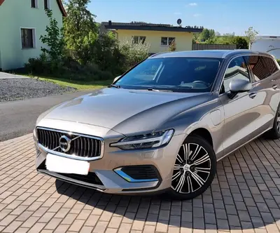 Volvo V60 T8 Recharge AWD Inscription PANO l TREKHAA uit 2020
