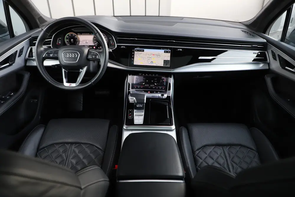 Audi Q7 60 TFSI e quattro Competition uit 2021, foto 4