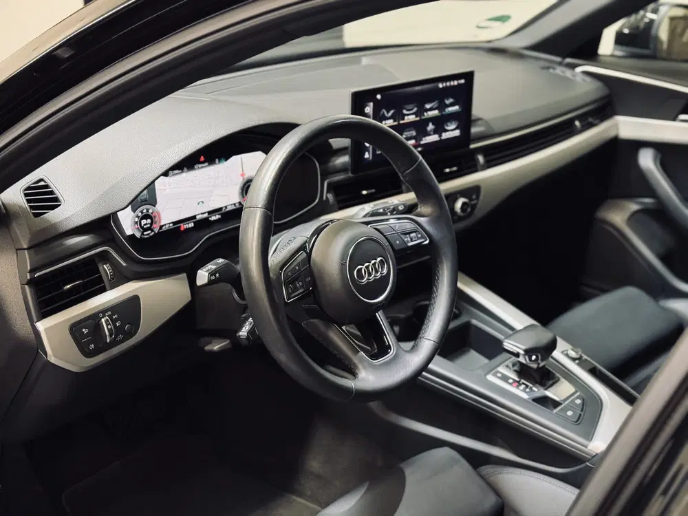 Audi A4 35 TFSI S edition S-Line uit 2022, foto 15
