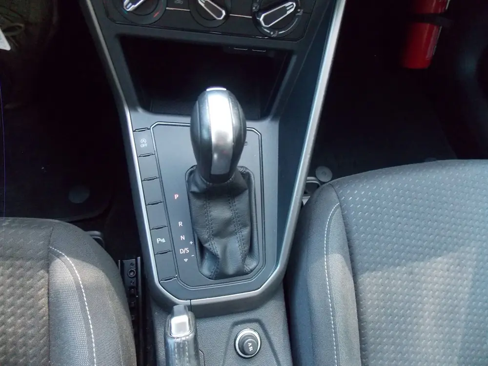 Volkswagen POLO 1.0 TSI Comfortline Business Automaat Airco uit 2019, foto 13