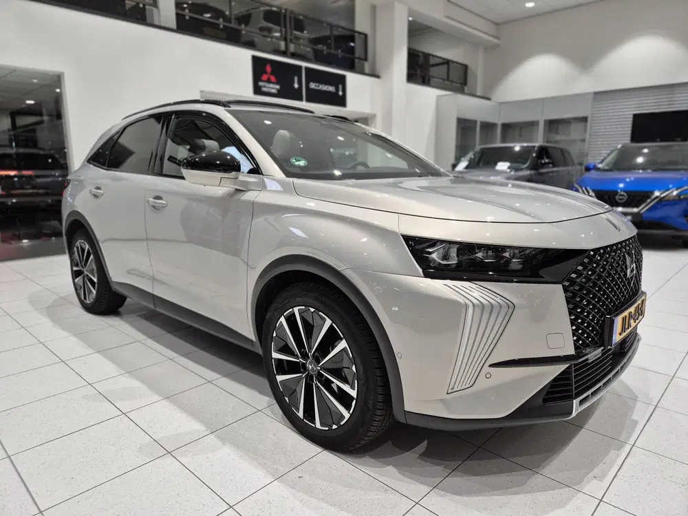 DS Automobiles DS 7 DS 7 1.6 PHEV 300 4x4 Etoile uit 2025, foto 5