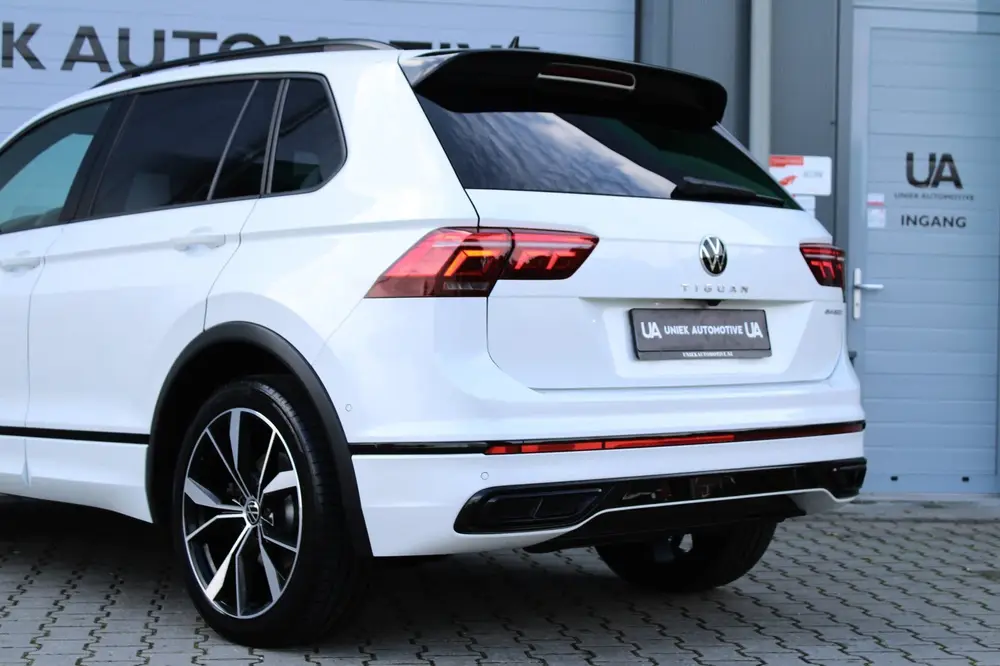 Volkswagen Tiguan 1.4 TSI eHybrid | 3 x R-LINE | LEDER | TRE uit 2023, foto 4