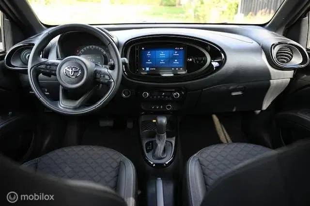 Toyota Aygo X 1.0 VVT-i S-CVT Envy uit 2022, foto 11