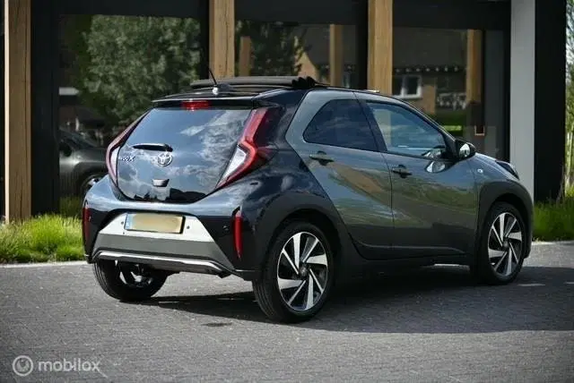 Toyota Aygo X 1.0 VVT-i S-CVT Envy uit 2022, foto 6