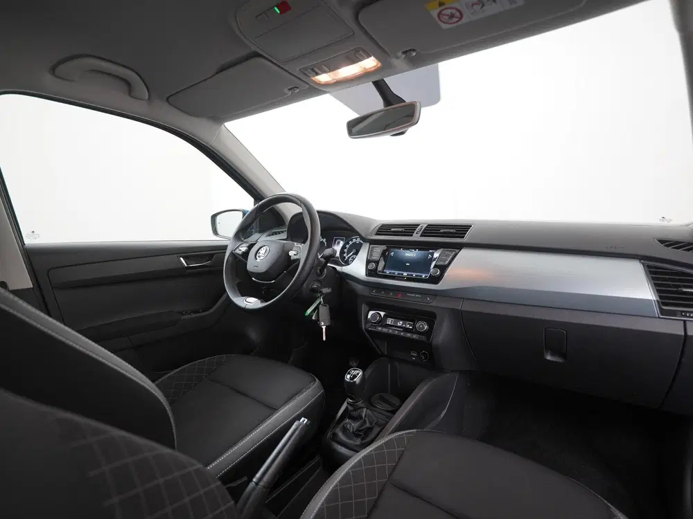 Skoda Fabia 1.0 TSI uit 2020, foto 2