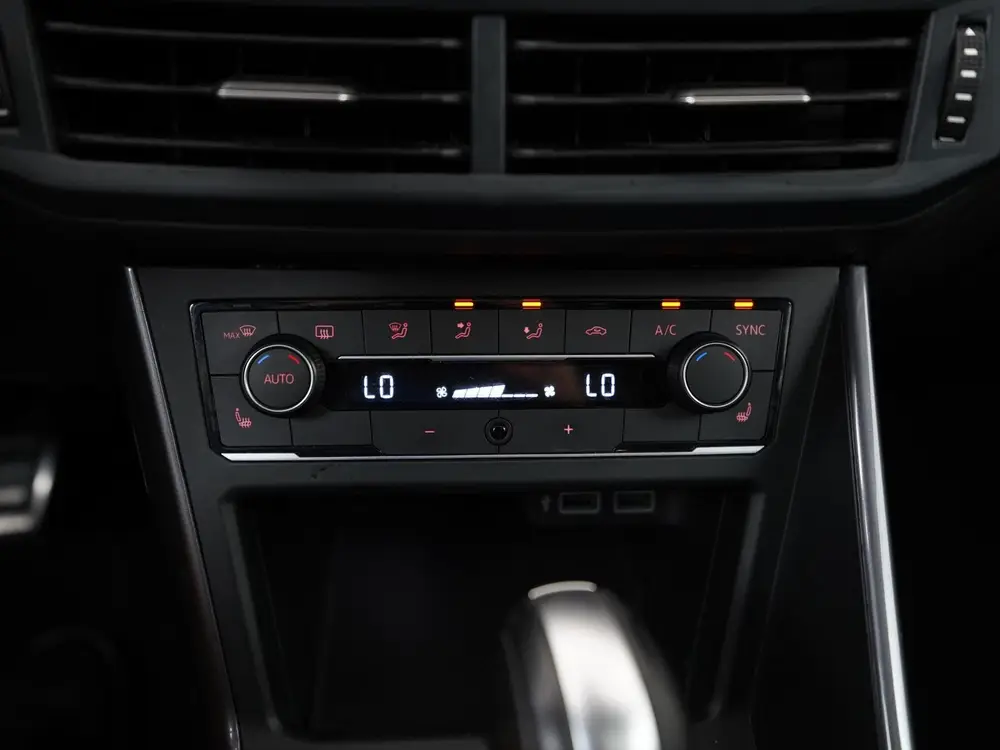 Volkswagen Polo 1.5 TSI R-Line DSG | Schuifdak | Digital Coc uit 2020, foto 11