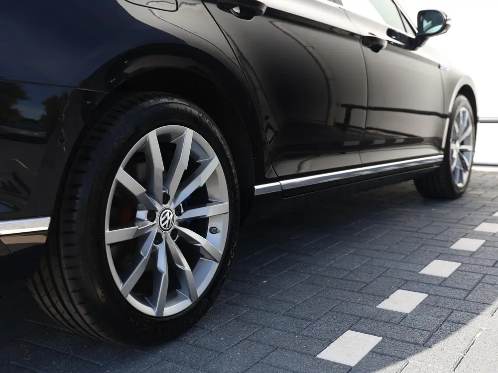 Volkswagen Passat 1.4 TSI GTE Business 218PK DSG | LED Matri uit 2020, foto 18