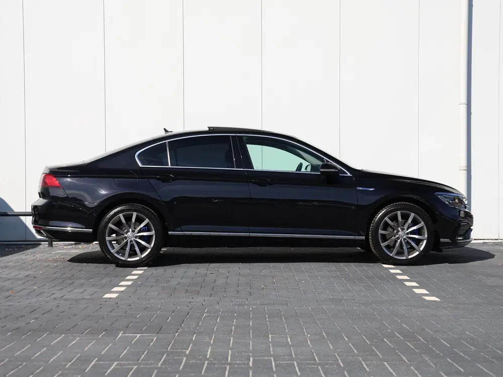 Volkswagen Passat 1.4 TSI GTE Business 218PK DSG | LED Matri uit 2020, foto 2