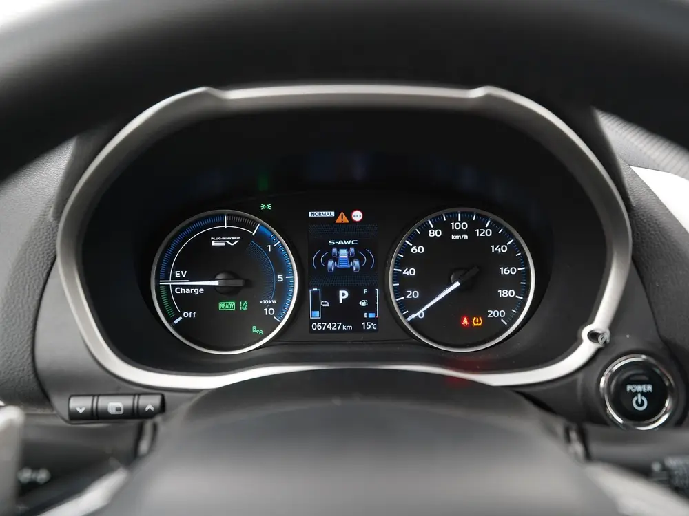 Mitsubishi Eclipse Cross 2.4 PHEV Instyle uit 2021, foto 9