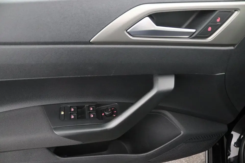 Volkswagen Polo 1.0 TSI Comfortline | Navigatie | Airco | uit 2020, foto 16