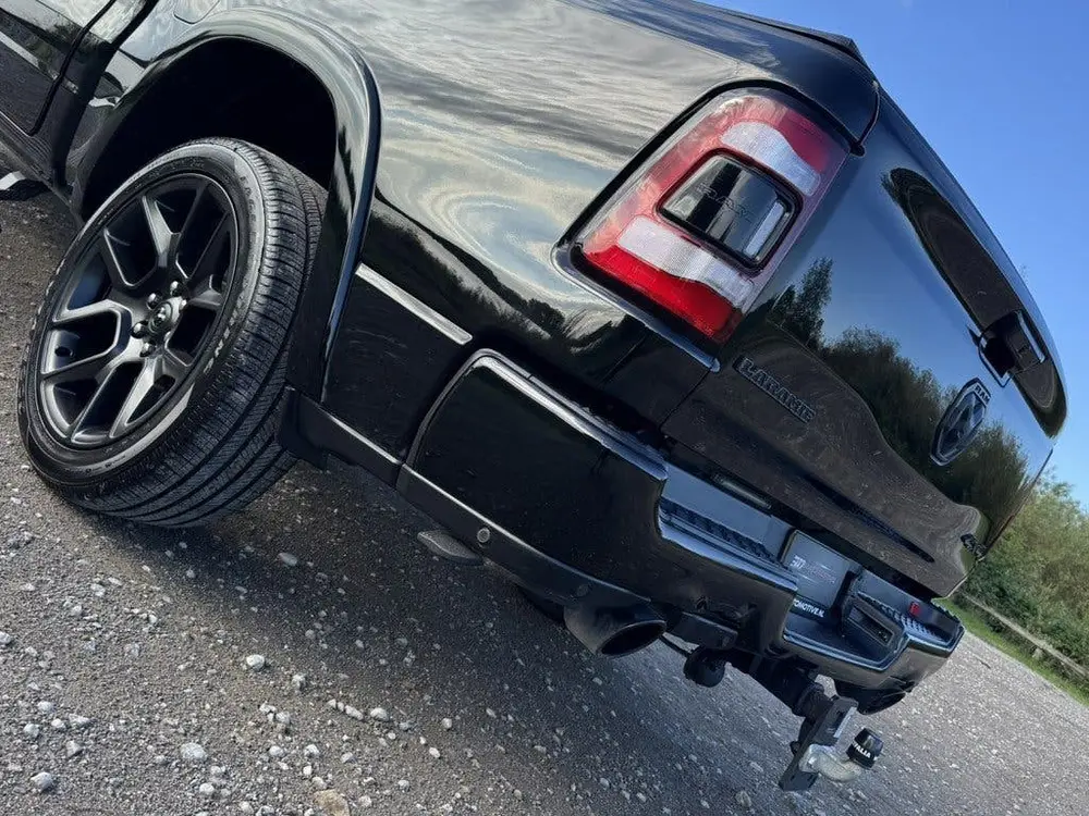 Dodge Ram 1500 LARAMIE NIGHT 5.7L V8, LAGE BIJTELLING, PANO uit 2019, foto 6