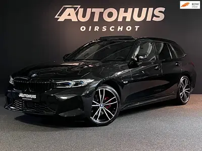 BMW 3-serie 330e xDrive High Executive Edition M Pan uit 2022