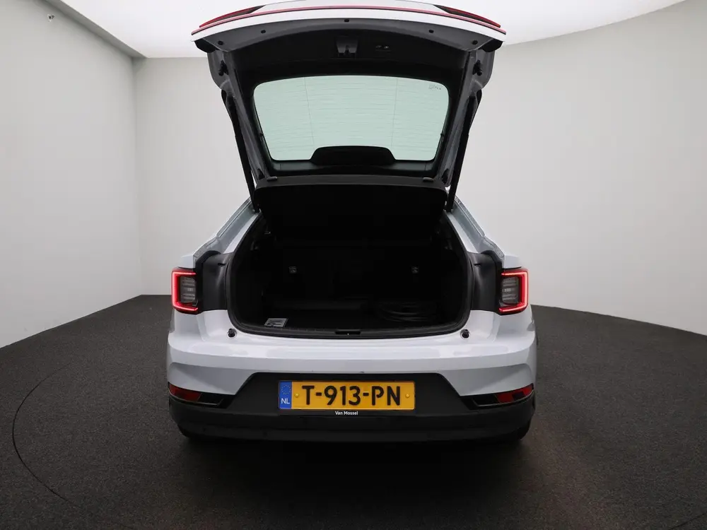 Polestar 2 Long Range Single Motor 82 kWh uit 2023, foto 11