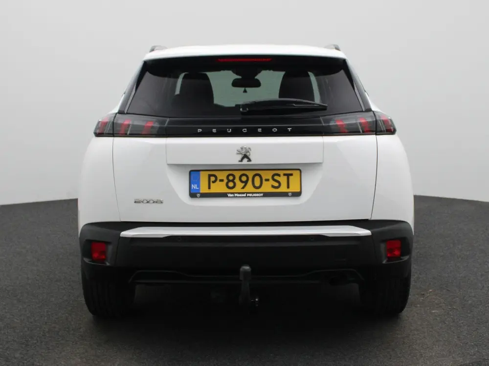 Peugeot 2008 1.2 PureTech Allure uit 2022, foto 5