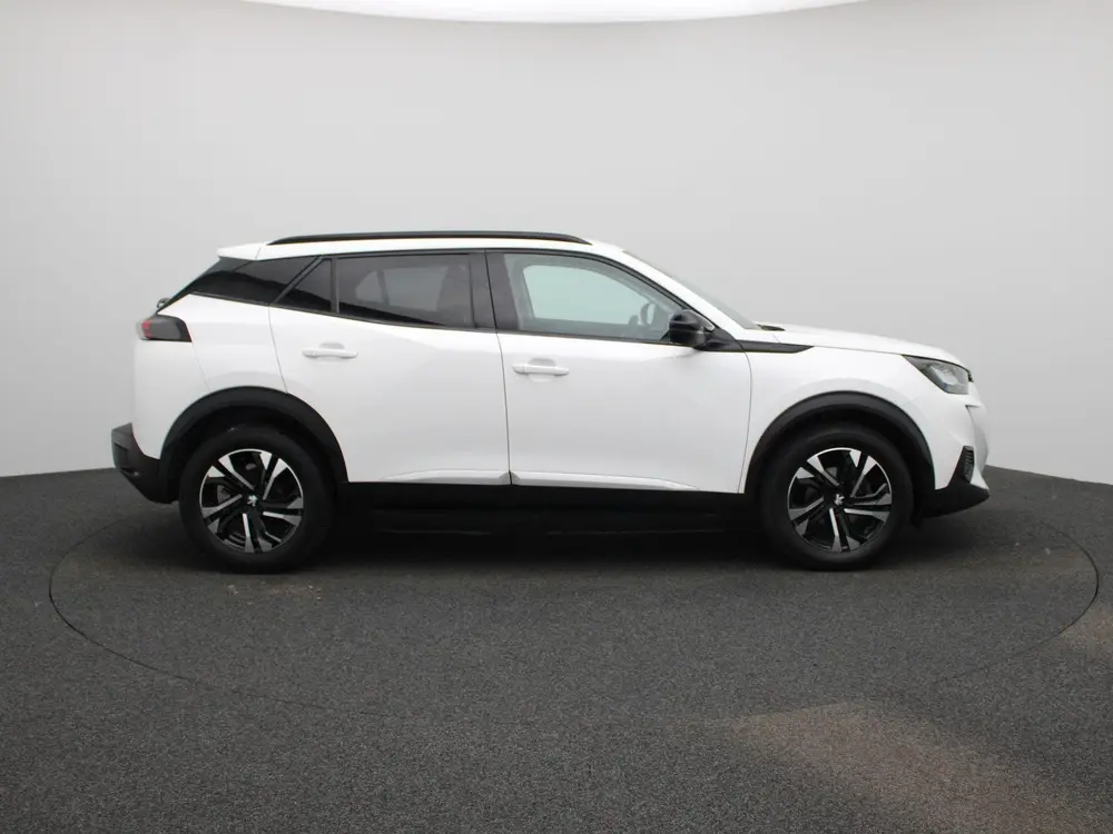 Peugeot 2008 1.2 PureTech Allure uit 2022, foto 6