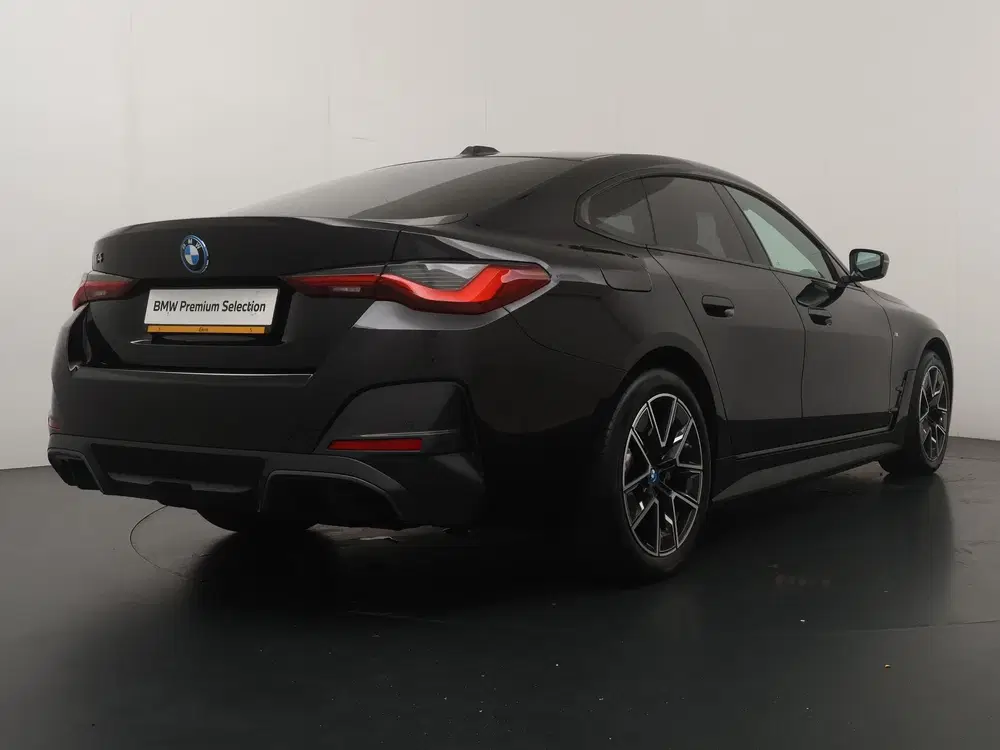BMW i4 Gran Coupé eDrive40 uit 2024, foto 10