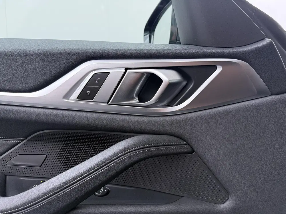 BMW i4 Gran Coupé eDrive40 uit 2024, foto 19