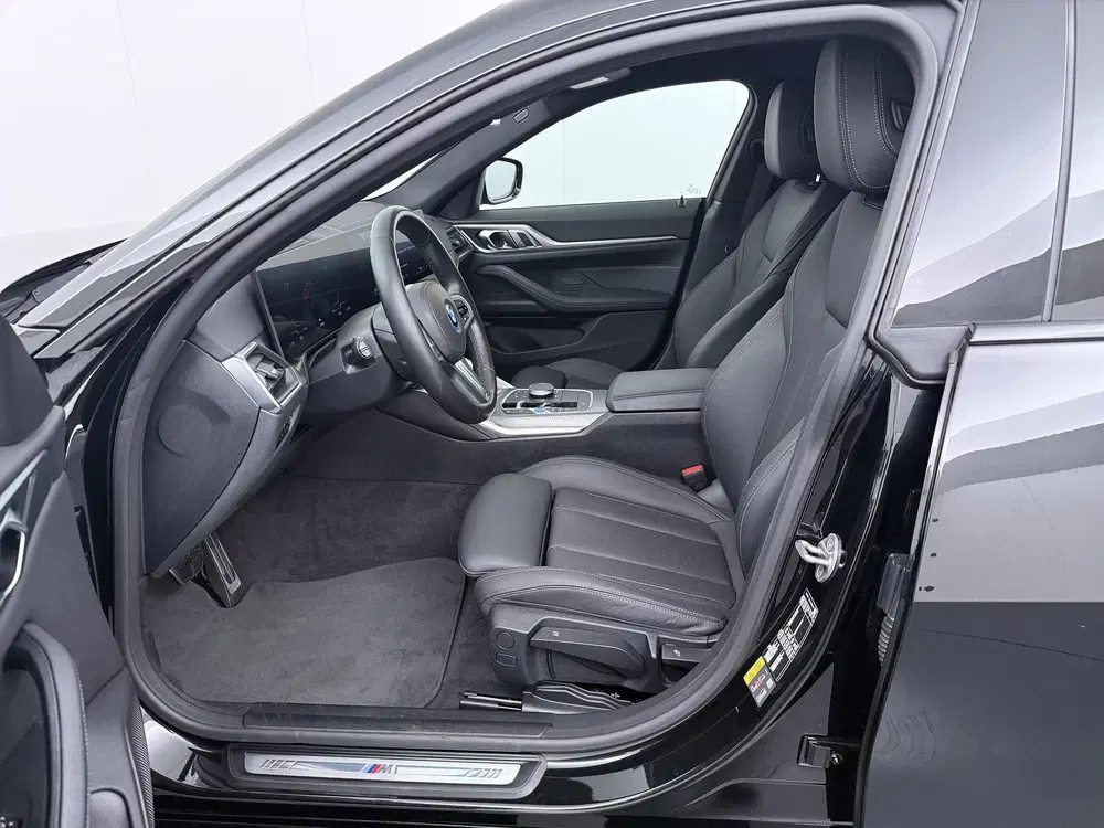 BMW i4 Gran Coupé eDrive40 uit 2024, foto 4