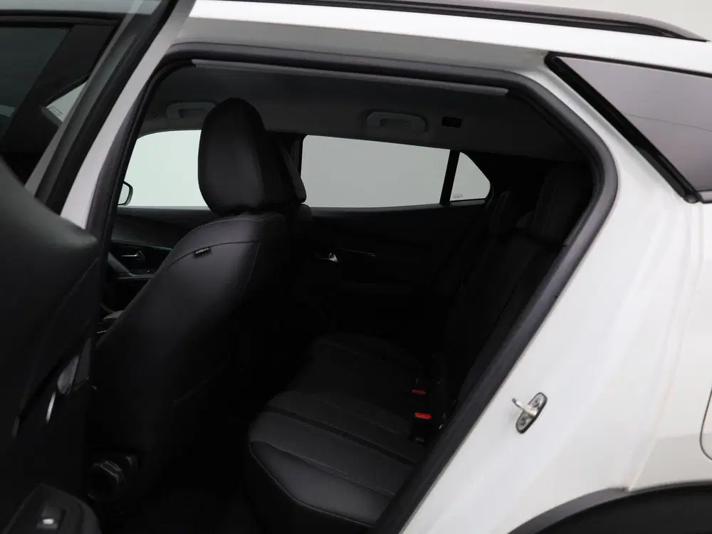 Peugeot 2008 1.2 Puretech 96kW S&S Allure uit 2021, foto 10