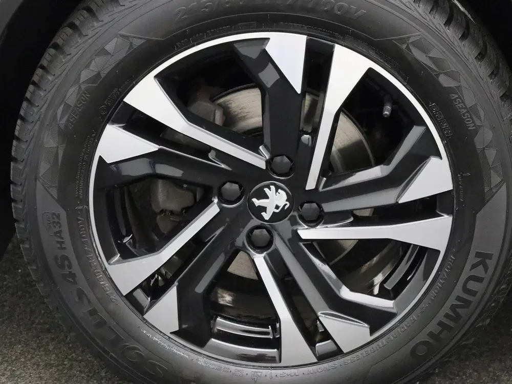 Peugeot 2008 1.2 Puretech 96kW S&S Allure uit 2021, foto 12